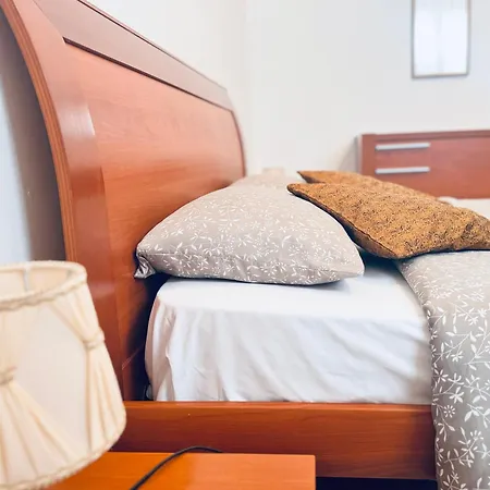 Appartamento Casa Con Giardino E Accesso Indipendente