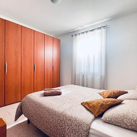 Casa Con Giardino E Accesso Indipendente