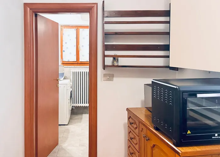 Casa Con Giardino E Accesso Indipendente *