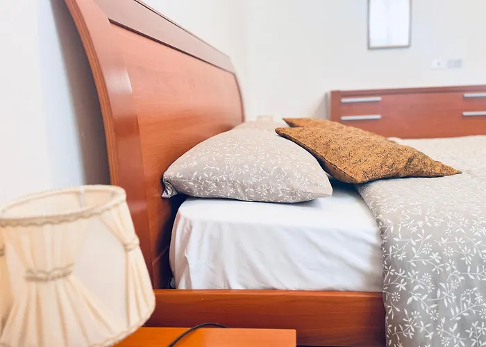 Appartamento Casa Con Giardino E Accesso Indipendente