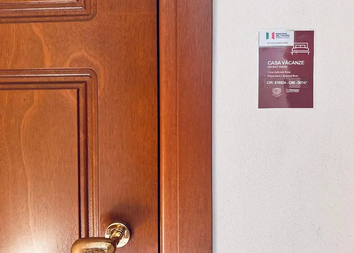 Casa Con Giardino E Accesso Indipendente