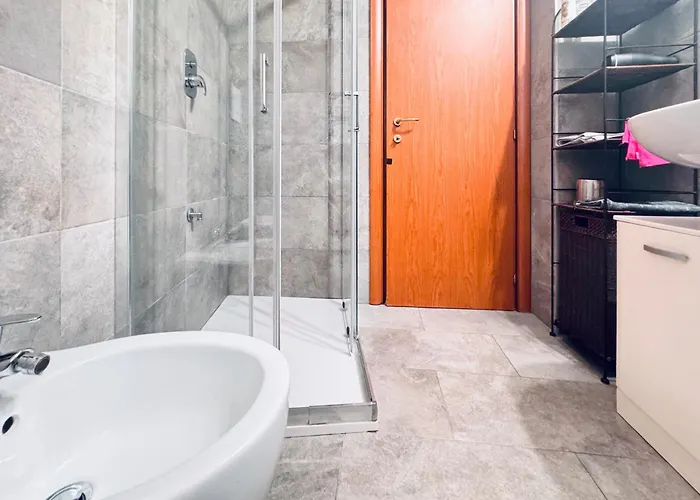 Casa Con Giardino E Accesso Indipendente Appartamento *