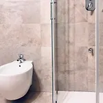 Casa Con Giardino E Accesso Indipendente *